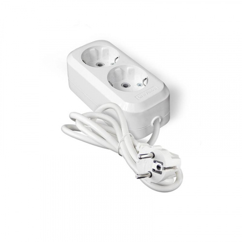 Удлинитель 2х3м с заземл. IP20 Е-302А ПВС 3х1.5 Universal 1718 Удлинитель 2х3м с заземл. IP20 Е-302А ПВС 3х1.5 Universal 1718